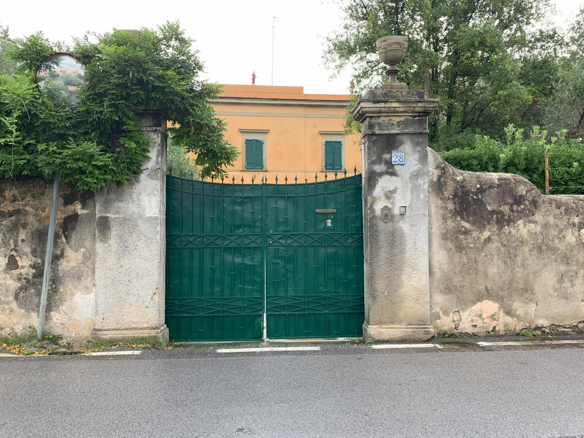 Paradisa28 - Amalfi - Zona Ospedale Cisanello Pisa Ngoại thất bức ảnh